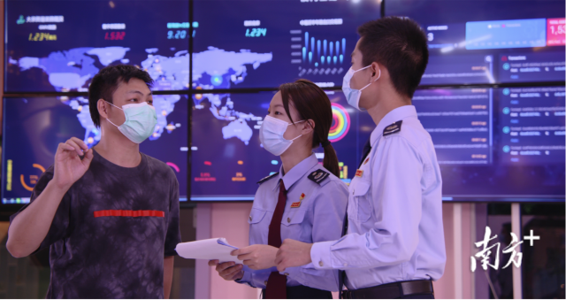 图片说明