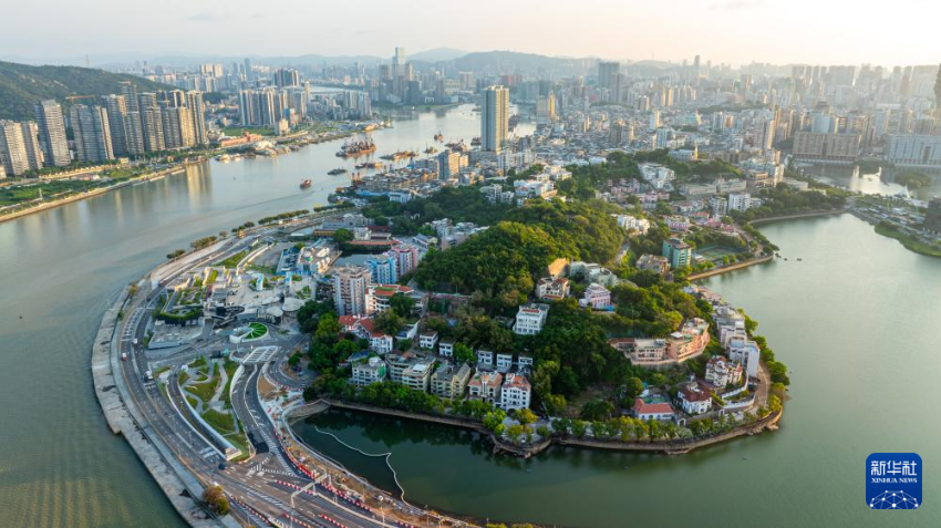 这是8月8日拍摄的澳门半岛景色（无人机照片）。