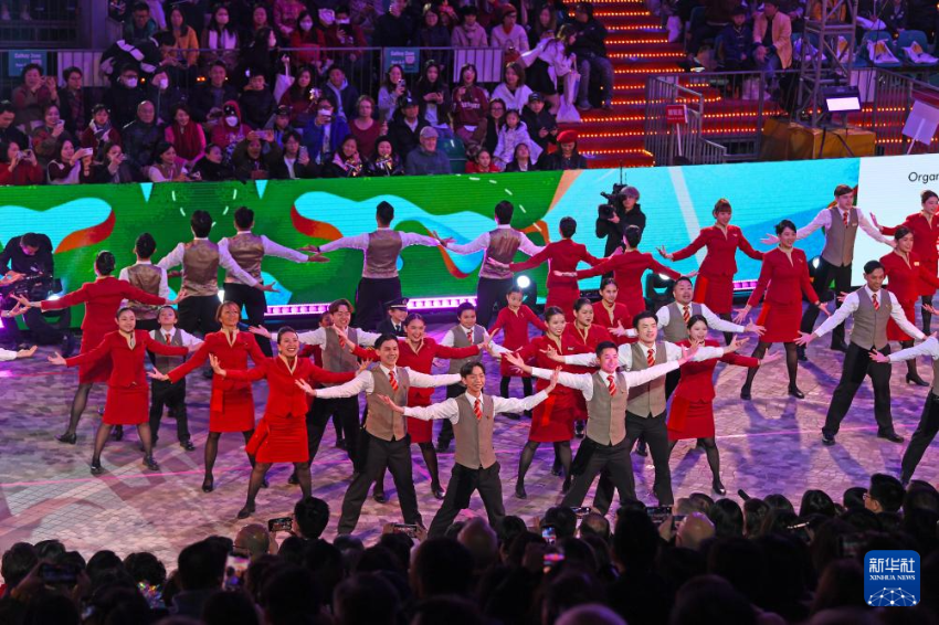 1月29日，演员在香港新春国际汇演之夜上表演。