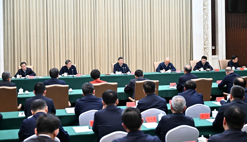 2月8日上午，中共中央总书记、国家主席、中央军委主席习近平在吉林省长春市听取吉林省委和省政府工作汇报，发表了重要讲话。