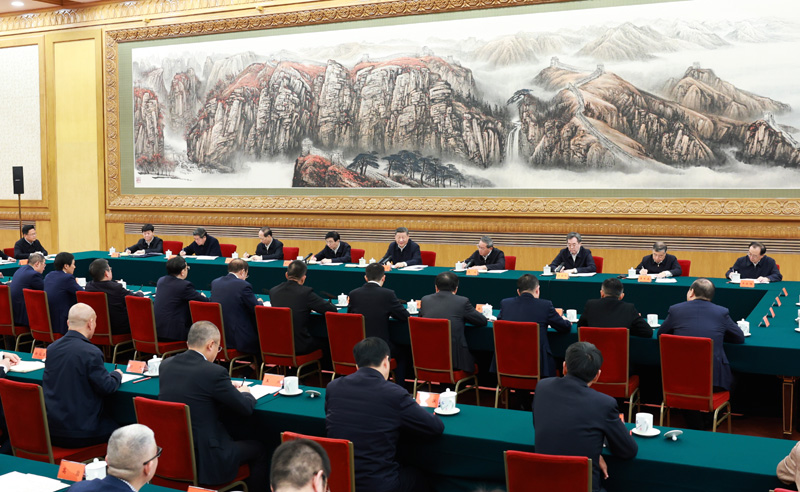 2月17日，中共中央总书记、国家主席、中央军委主席习近平在京出席民营企业座谈会并发表重要讲话。