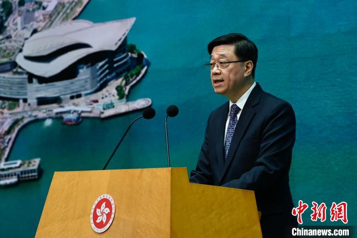 5月6日，香港特区行政长官李家超出席行政会议前会见传媒时表示，将于5月10日率领代表团访问卡塔尔和科威特。