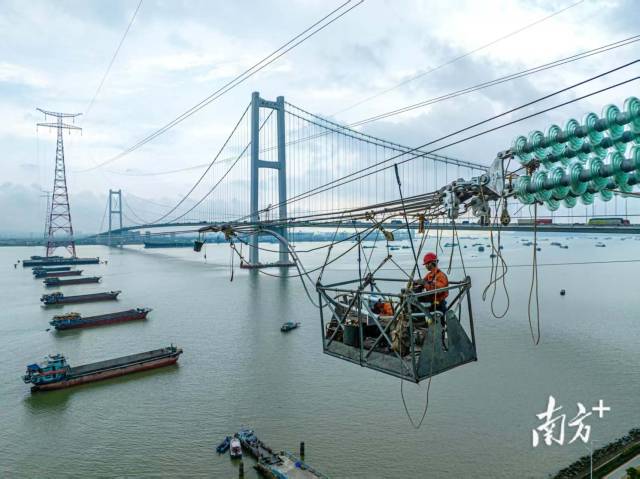 狮子洋上起高塔！粤港澳大湾区再添一条“电力高速路”