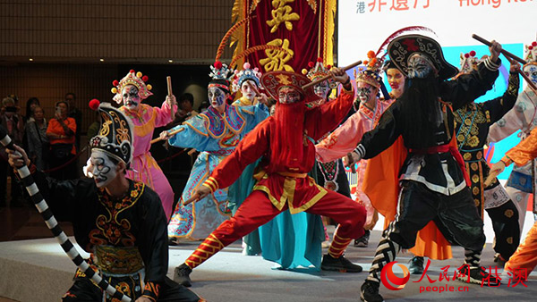 现场英歌表演。