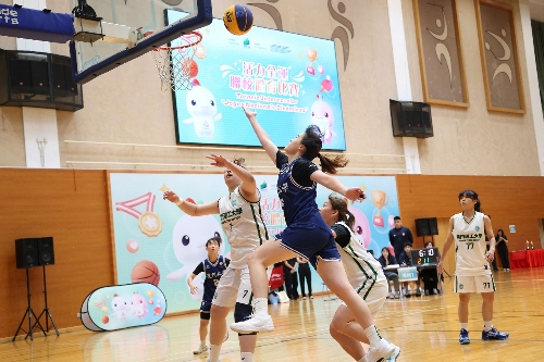 “活力全运”联校赛事3人篮球赛大学女子组比赛现场。