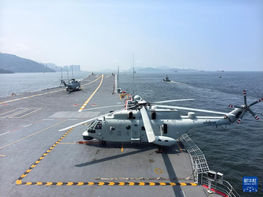 7月7日，锚泊在维多利亚港西锚地的山东舰起锚返航。