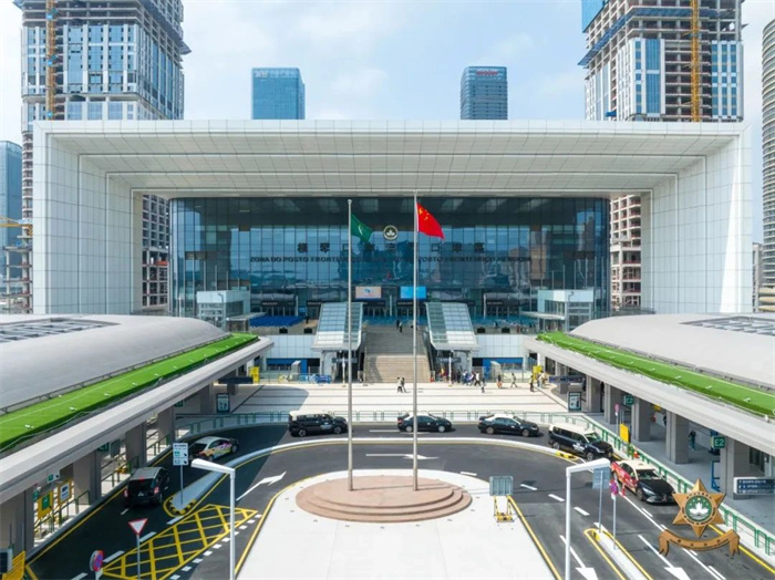 图为横琴口岸外景。